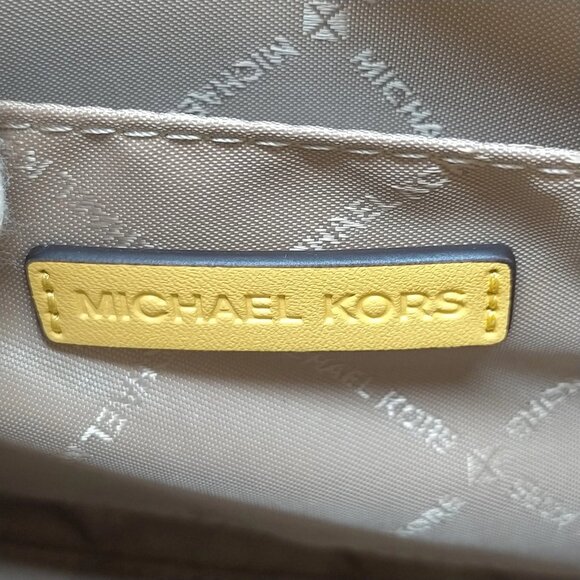 Authentic MICHAEL KORS Yellow PVC Satchel Bag mn195-112525 - Picture 16 of 16
